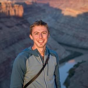 Meet your Posher, Max